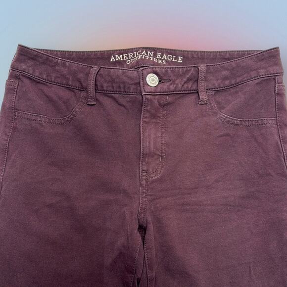 AMERICAN EAGLE Women’s 10 Burgundy JEGGING Jeans - Picture 1 of 4